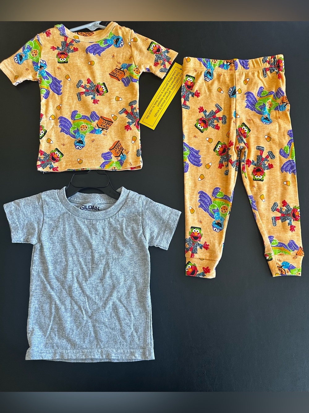 New•Sesame Street Halloween Graphic Pajama Set. Includes a Gildan Tee. Both S2T.